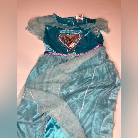 Disney frozen Elsa costume - Picture 5 of 13